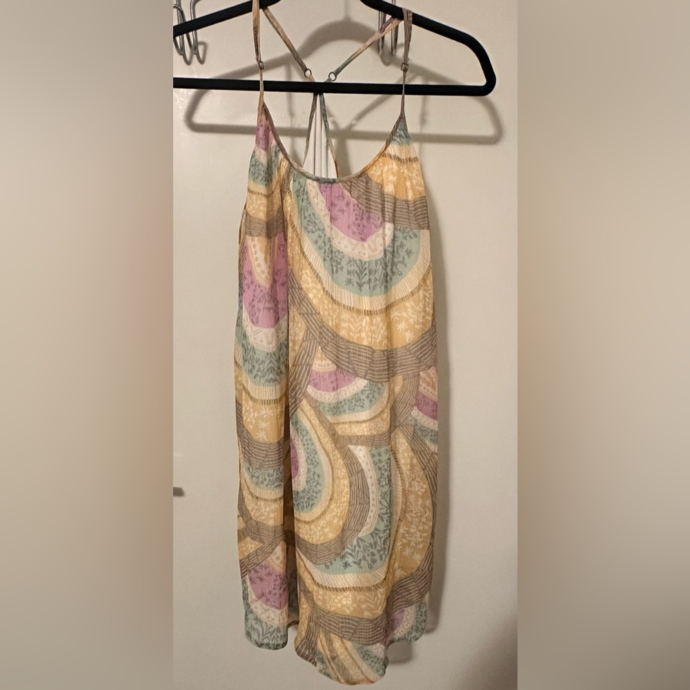 O'Neill Multicolor Patterned Dress
Lined racerback dress.